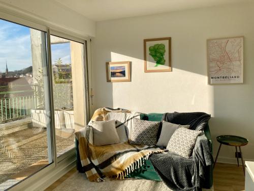 Appartement avec terrasse et parking gratuit accolé - Location saisonnière - Montbéliard