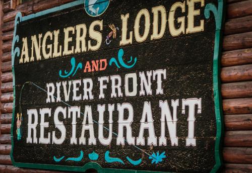 Angler's Lodge