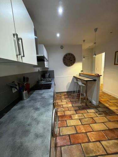 Attrezzature e servizi, Nice Grand appartement face jardin in Mantega