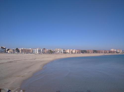 platja, Fantastica casa con piscina y playa cerca de Torredembarra in El Castell de Montornes