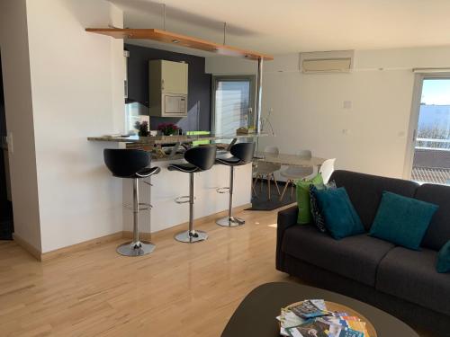 Appt 4 pers, centre-ville tout à pieds, plage 300m, aperçu mer, très calme parking privé, possibilité garage et location vélos électriques, Royan (fotografie 10)