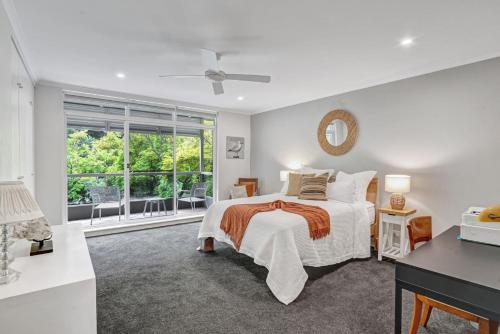 Iluka Palm Cove Penthouse