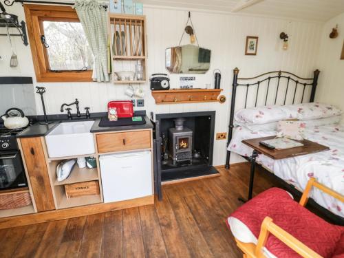 The Shire Hut - image 3