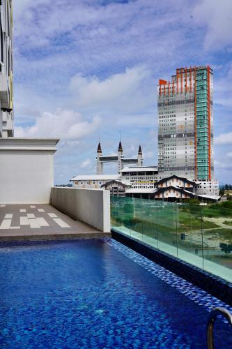 Casa Callisto Homestay - New Seaview with pool 3BR Apartment Ladang Tanjung in Kuala Terengganu