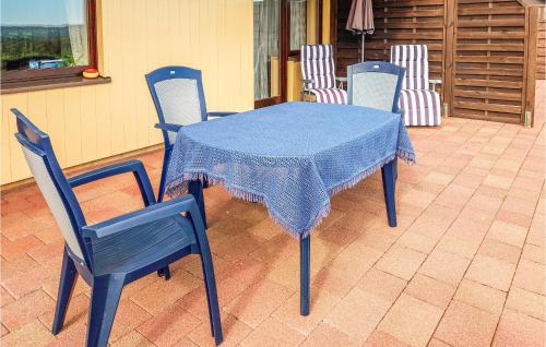 Two-Bedroom Apartment in Medebach-Dudinghausen - image 8