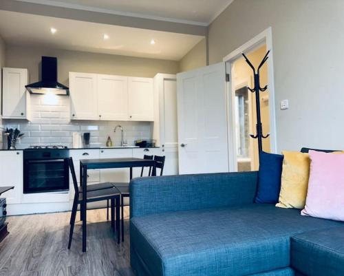 Affordable luxury flat in London - cosy and homely