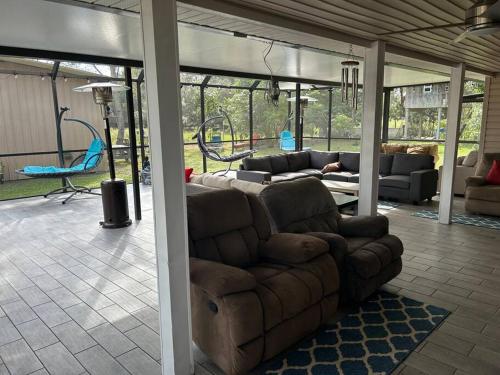 Létesítmények, Fun Country Living in Plant City (Florida)