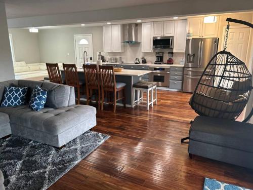 Konyha, Fun Country Living in Plant City (Florida)