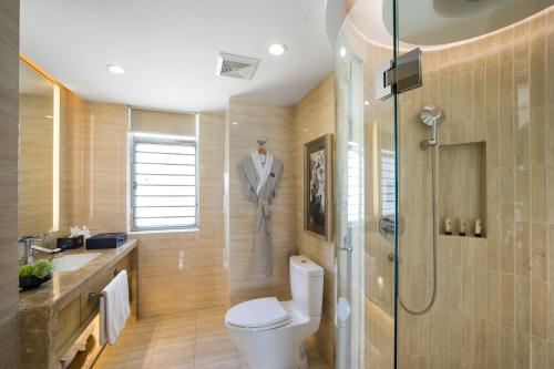 room detail thumbnail 2