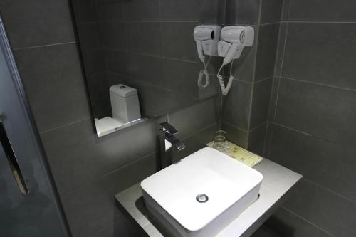 Hotel 99 Kuala Lumpur City, Kuala Lumpur (photo 5)