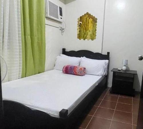 Rochester Condo, Manila