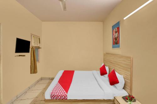 Hotel Raaso inn Rohini sec -4 Couple Friendly