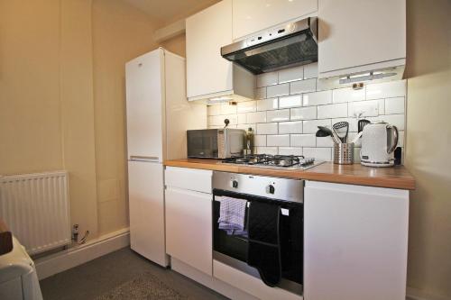 2 bed, up to 6 guests near Chester City Centre