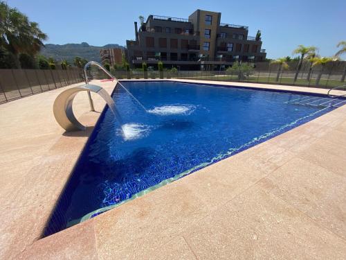 2 bedrooms, 4 beds