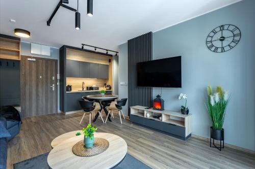 Stone Hill Apartament Wellness z basenem jakuzi saunami prywatnym garażem i rowerami w cenie, Szklarska Poręba (photo 4)