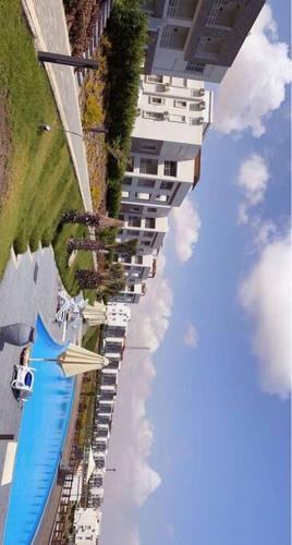 Sidi Abd El-Rahman Amwaj duplex HUGE garden pool. – khách sạn tại Majid Abu Zayd
