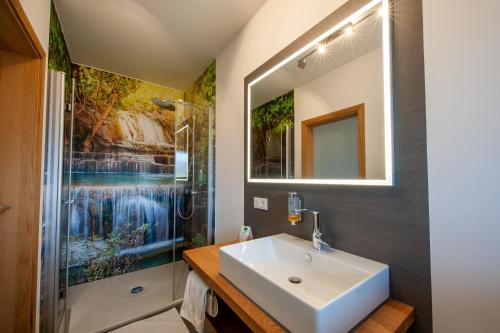 Hotel Landgasthof Oberschnorrhof - image 4