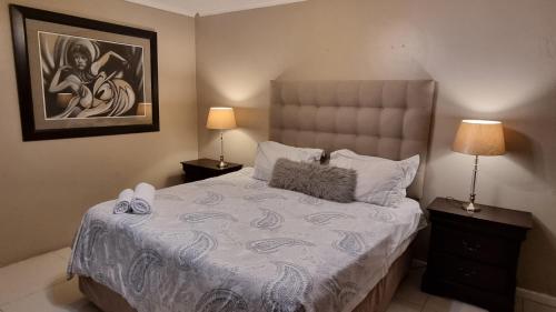 2 bedrooms, 3 beds