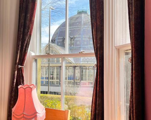 Pavilion View, Buxton