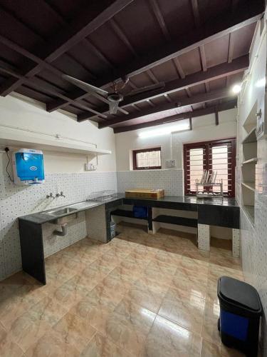 Holiday Home #Vibrant#Hear of the City #Family Only in Kadri