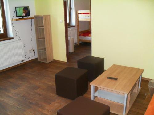 1 queen bed, 2 bunk beds, 2 sofa beds