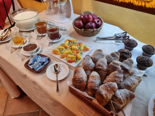 طعام و مشروبات, Meublè Evoè (Meuble Evoe) in مونيبلكيانو
