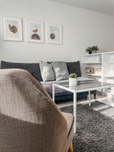 Marijampole Apartment with FREE Parking in 馬利基阿普勒