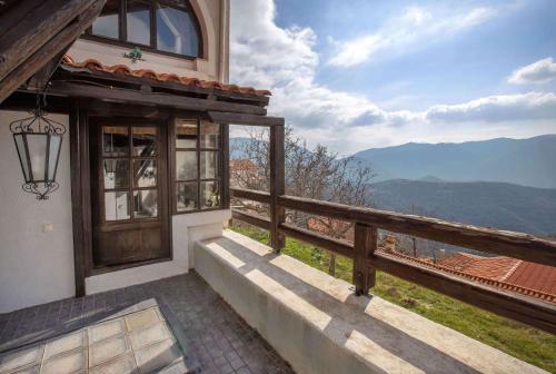 Arachova Nest in the Village, Arachova