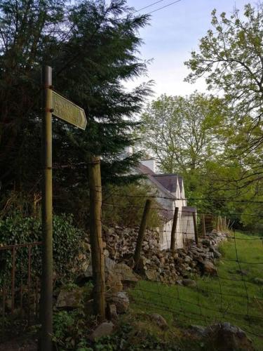 Lovely Stone Village cottage in Snowdonia