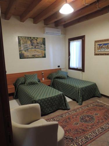 Country House Country Club - image 10