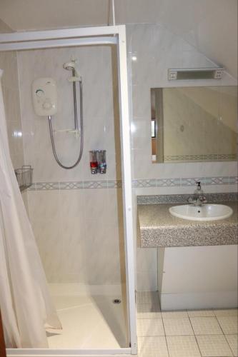 Hillview Lodge - image 7