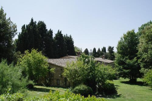 2 bedrooms, 4 beds
