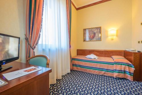 Hotel Royal - image 12