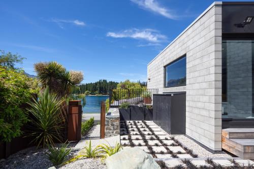 The Ivy Box Apartment - image 3