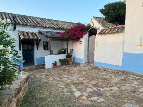  El Refugio del Viento-Casita con jardín y baño japonés, Pension in Facinas