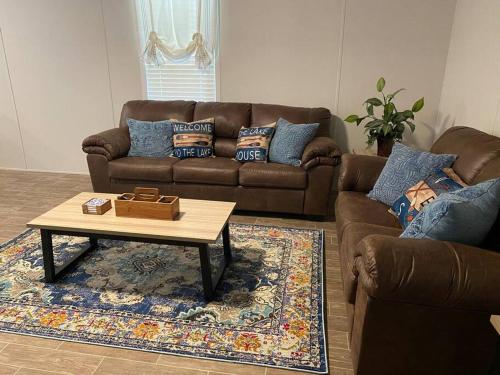 Fishermans Retreat with Patio at Lake Sam Rayburn in Brookeland, USA