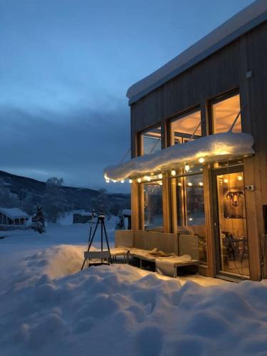 Vista exterior, Delikat hytte omgitt av Hallingdals vakre fjell in Ål