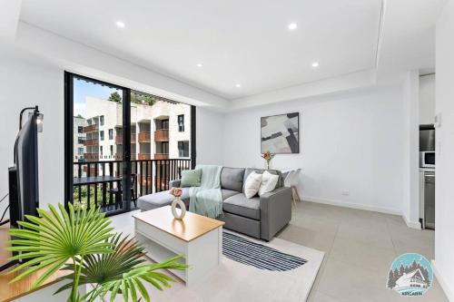 Aircabin｜Rosebery｜Stylish Extra Large｜1 Bed Apt