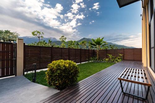 W Starry Villa