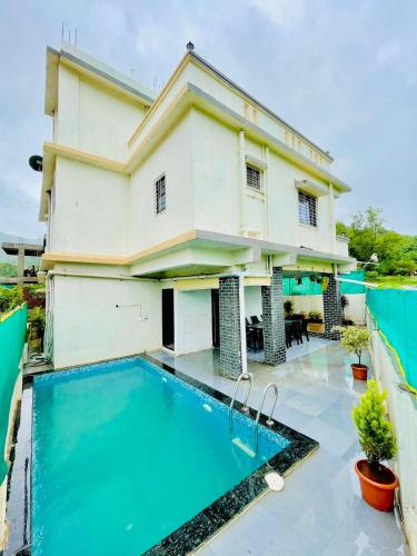 MOUNT HILL VIEW 3BHK VILLA LONAVALA