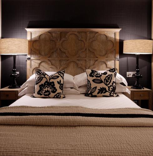 1 queen bed