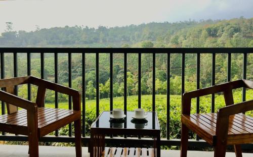 Iekārtas, PEKOE Plantation Cottages by LexStays in Pambanar