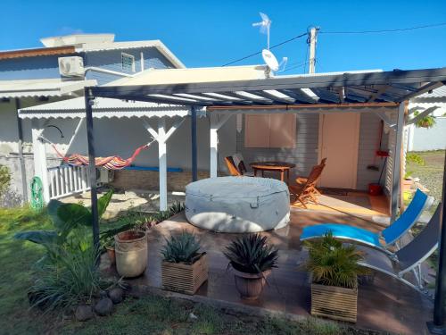 Facilities, Les Gites SUN AND SEA in Deshaies