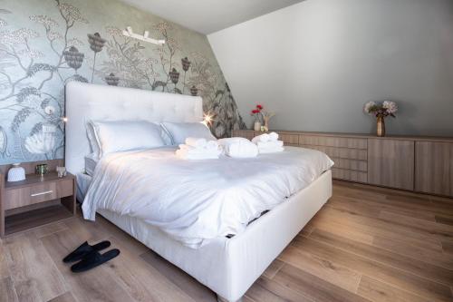  San Raffaele Apartment with Free Parking and Air Conditioning in Segrate