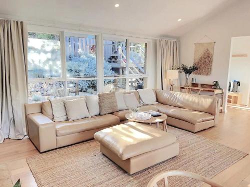 Red Hill Lane 5BedroomVineyard&RuralValleyViews in เรดฮิลล์
