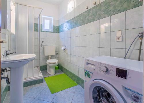 Apartment image 4