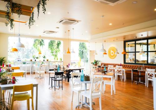 Restaurant, Bloom  Hotel - Bengaluru Airport in Kempegowda International Airport