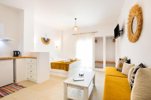 Anemos Guest Apts 1