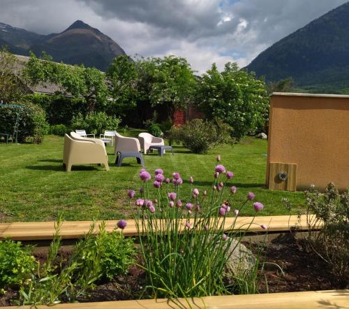 حديقة, Hotel de la Gare in Pierrefitte Nestalas