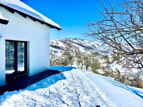 Bran Place La Odaie in ซิมอน